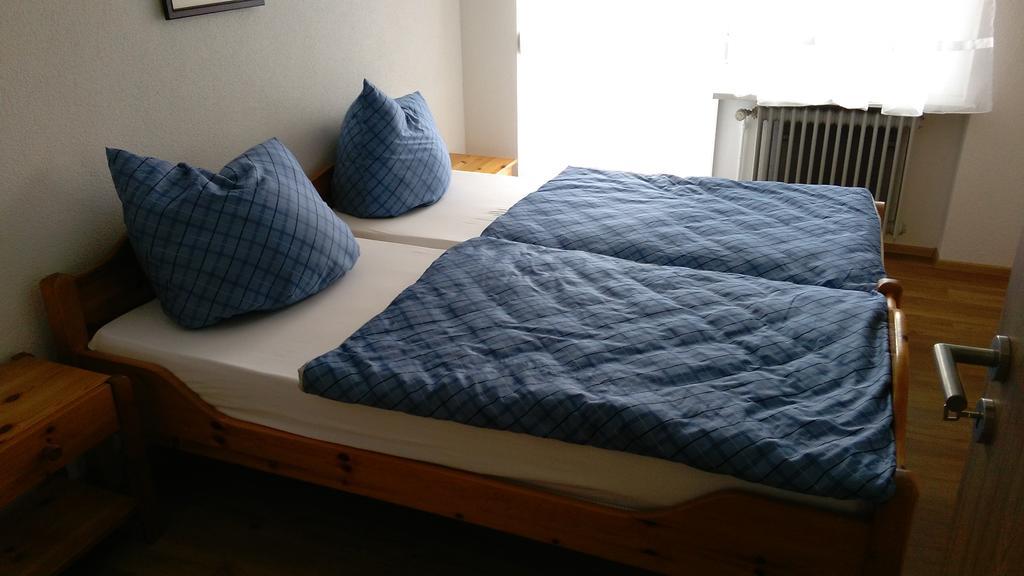 Ferienwohnung Zur Tanne Wutoschingen Pokoj fotografie
